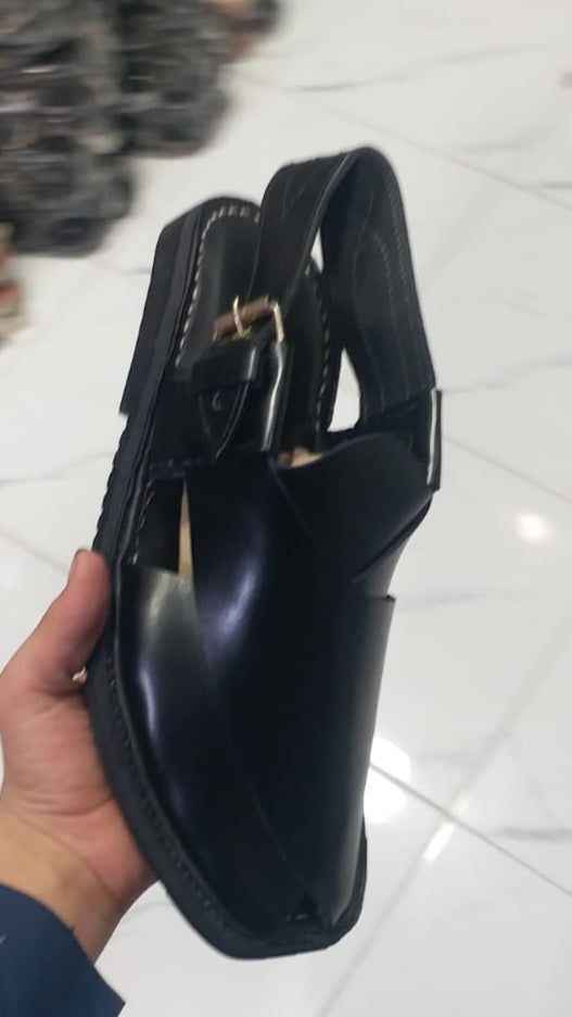 Black Peshawari Chappal – Handcrafted Luxury for Everyday Elegance